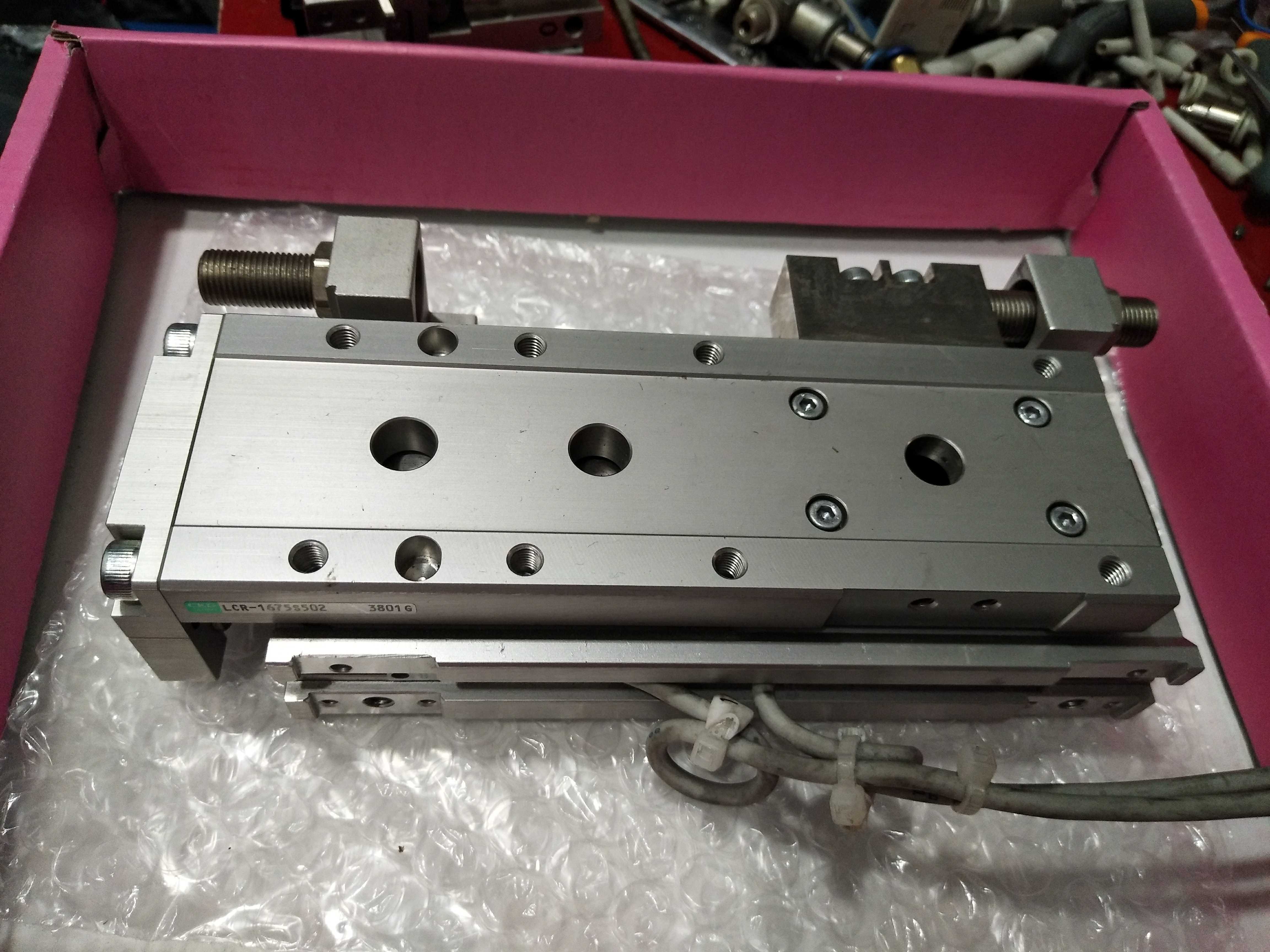 CKD LCR-1675s502 滑台气缸 原装正品拆机 九成新