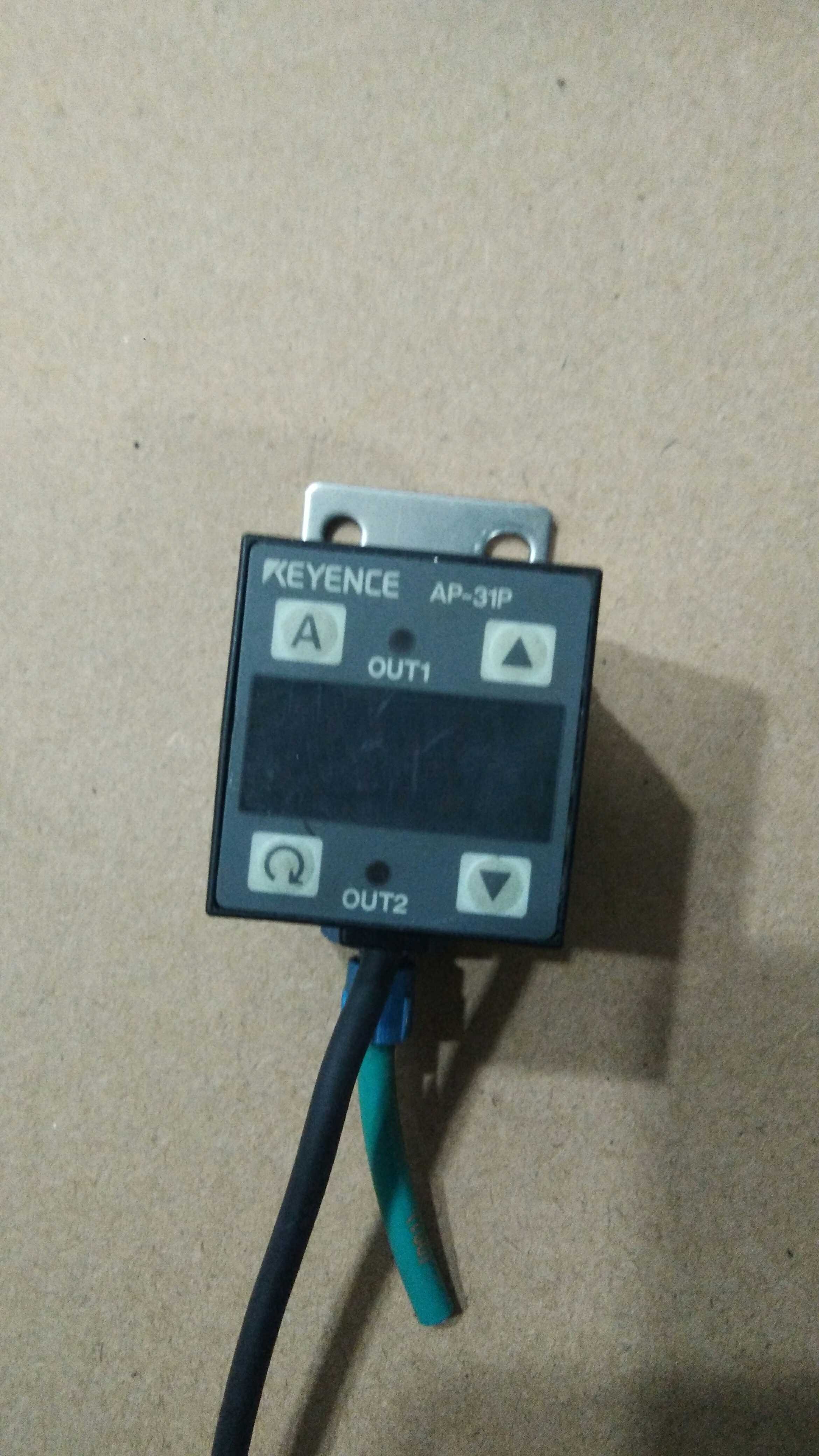 KEYENCE AP-31P电子压力表 压力传感器 进口拆机件
