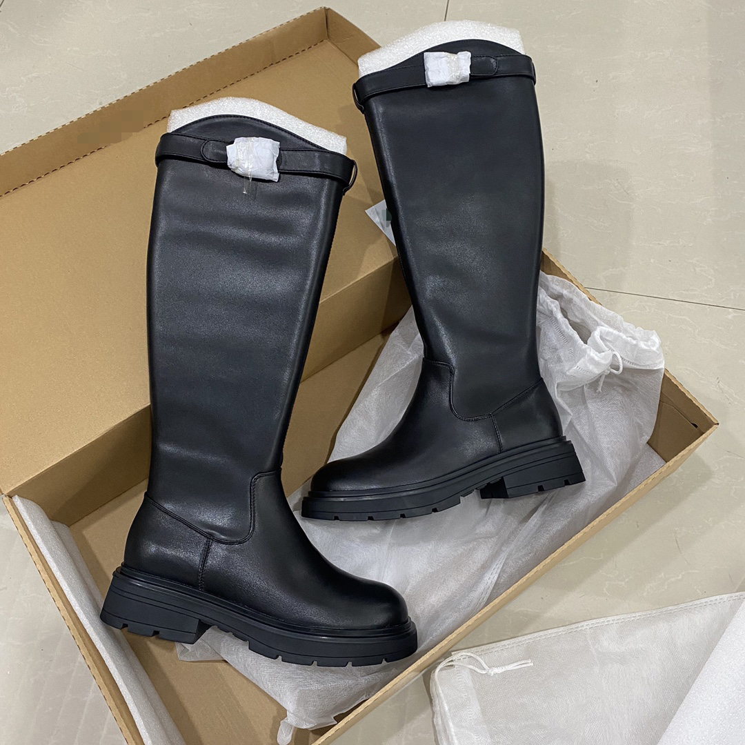 其它英伦风时装靴平底修面皮