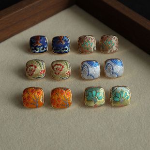 宋锦手工制作方形耳钉国风式 古典旗袍马面裙搭配925银针耳饰成品