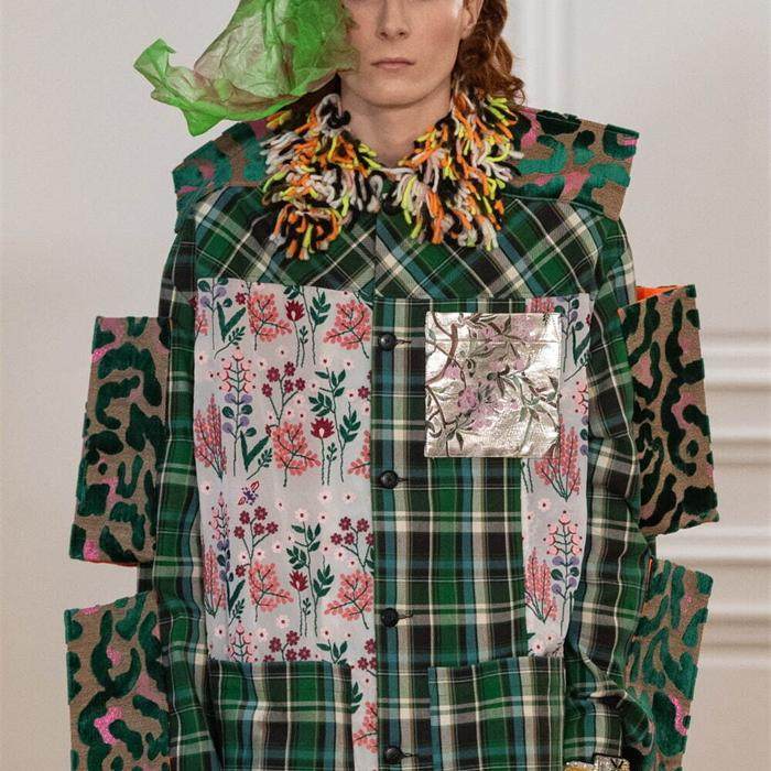 Walte刺绣图案拼接夹克