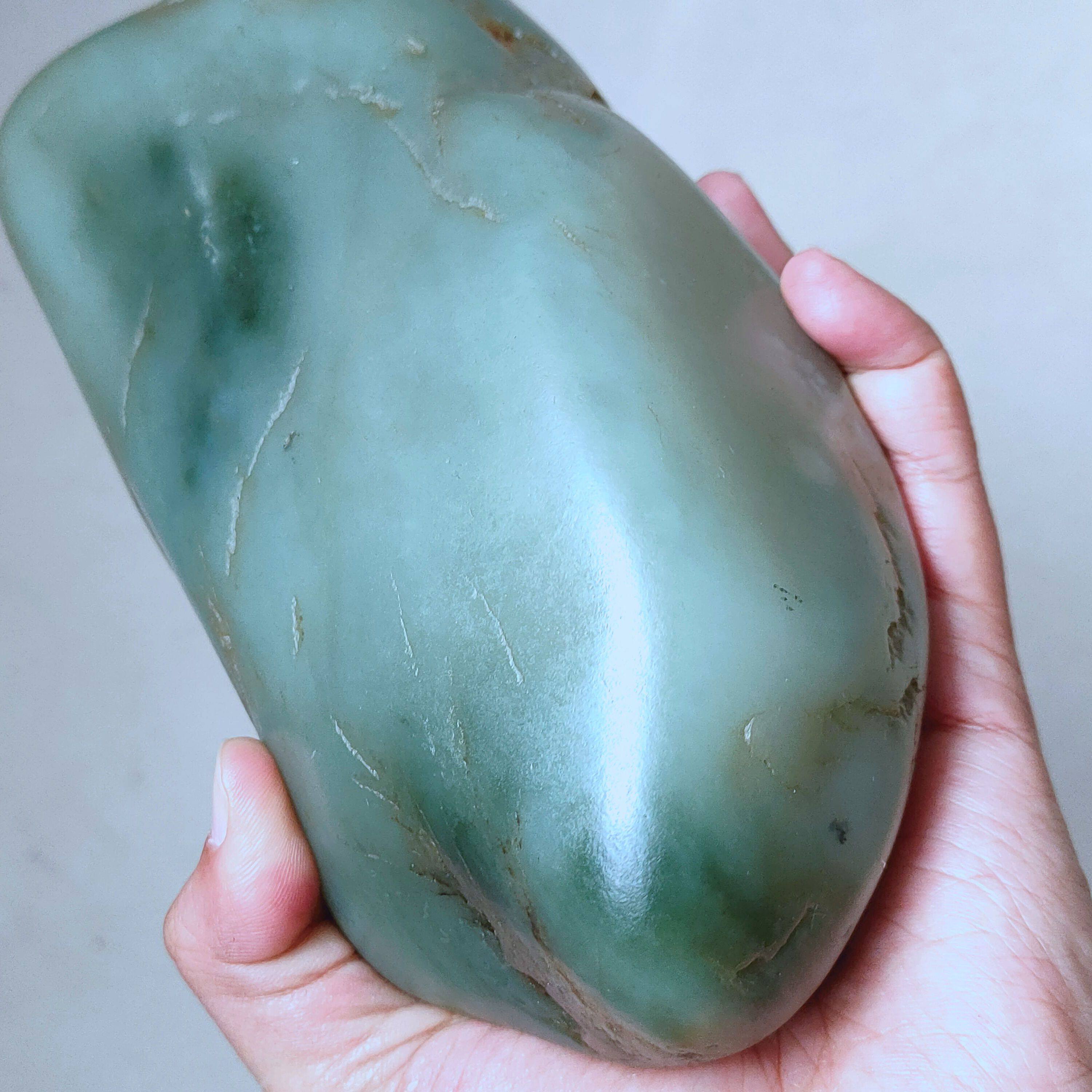 1850g新疆和田籽料原石 翠青籽玉 公斤料天然无修翡翠色白玉带翠