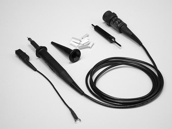 Ô×° Ì©¿Ë/Tektronix ÎÞÔ´µçѹ̽ͷ P2220-PKG º¬Ë° °üÓÊ