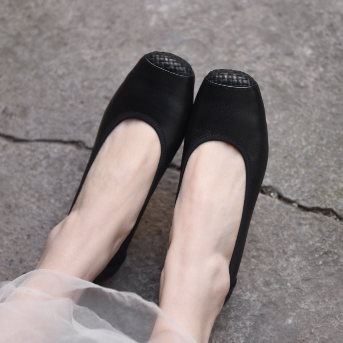 Artmu阿木真皮平底鞋女2025新款妈妈鞋舒适软底编织奶奶鞋豆豆鞋