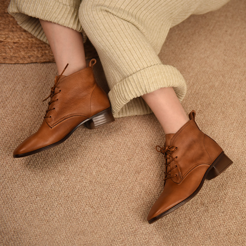 复古马丁靴女冬加绒粗跟短靴方头