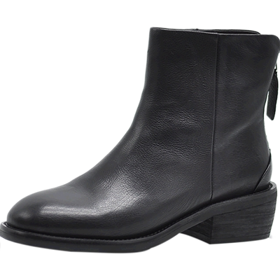 捡漏靴子真皮反季断码清仓