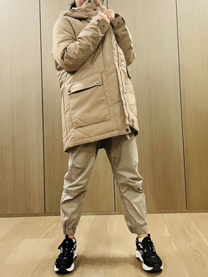 鹅绒阔版偏大简单舒适