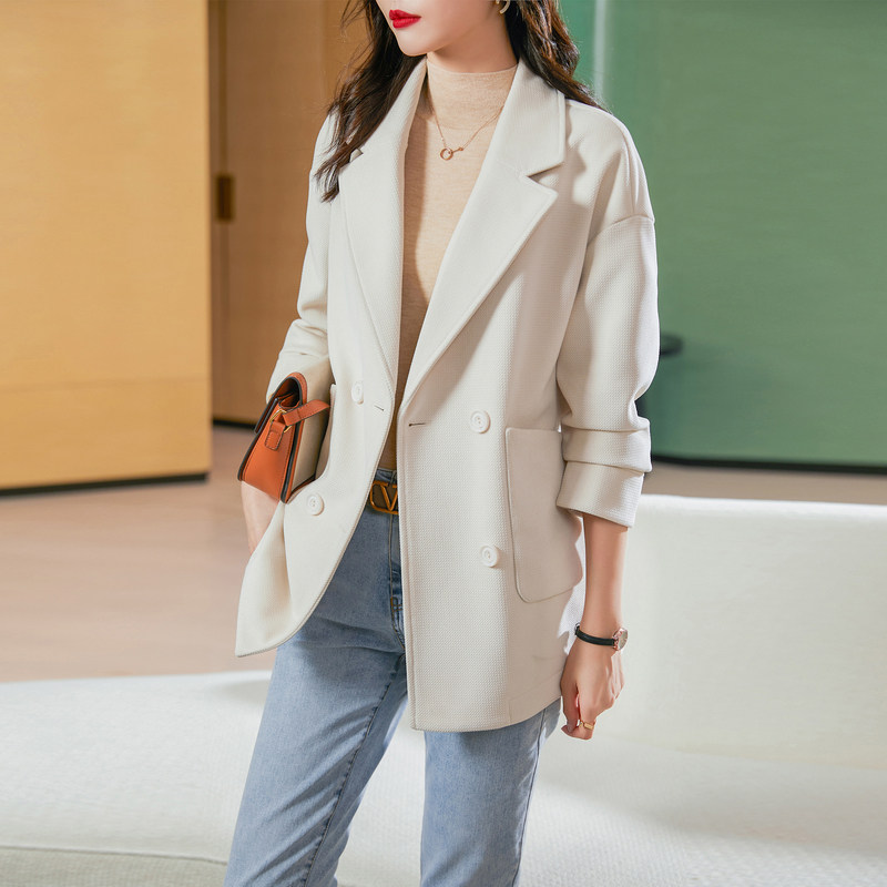 时尚宽松显瘦外套2021年秋冬季新款女士气质百搭显瘦西装领外套