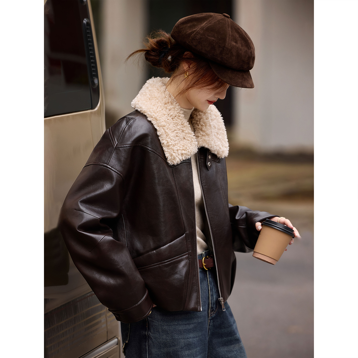 仿羊羔毛翻领羽绒皮衣外套