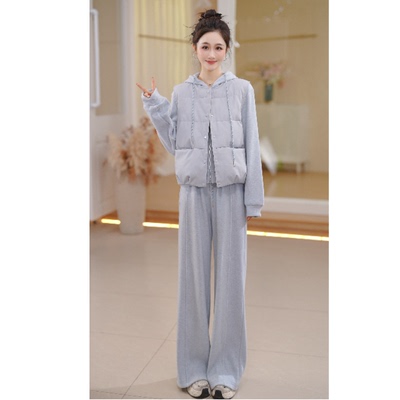 苏醒的乐园秋冬季新款纯色休闲三件套套装-SXTZE25117