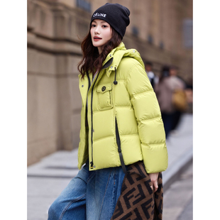 苏醒的乐园连帽加厚短款羽绒服2025年冬季新款90绒外套上衣女装