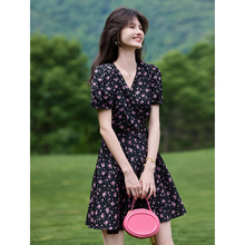 时尚气质连衣裙2025年夏季新款女碎花V领显瘦一片式小个子中长裙