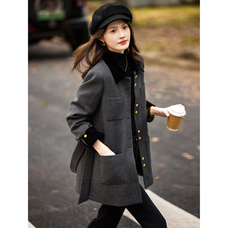 知性苏醒的乐园时尚气质羽绒服