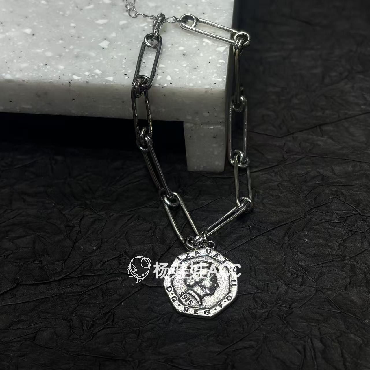 5121003韩国东大门Hey【特价】通体纯银高级感时尚百搭精致手链