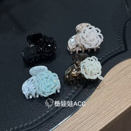 671408韩国东大门rich women新款高级感精致百搭款珠珠小抓夹