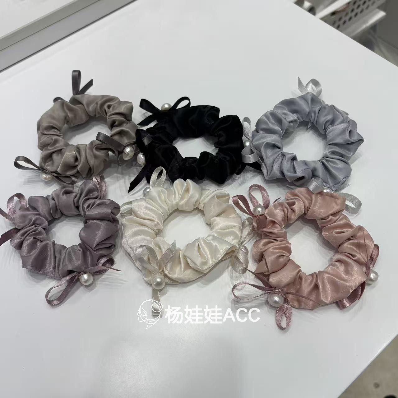 691023杨娃娃韩国进口26新款精致淡水珍珠蝴蝶结手工纯色发圈发绳