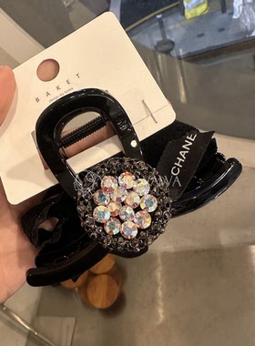 510611韩国东大门Baket钻扣蝴蝶结不对称抓夹发夹