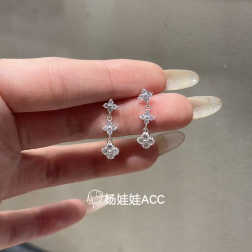 671203韩国东大门hey925纯银高级感闪钻花朵流苏耳钉