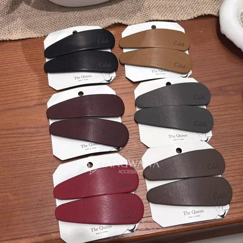 590305韩国东大门the queen新款复古水滴PU两件套掰掰夹