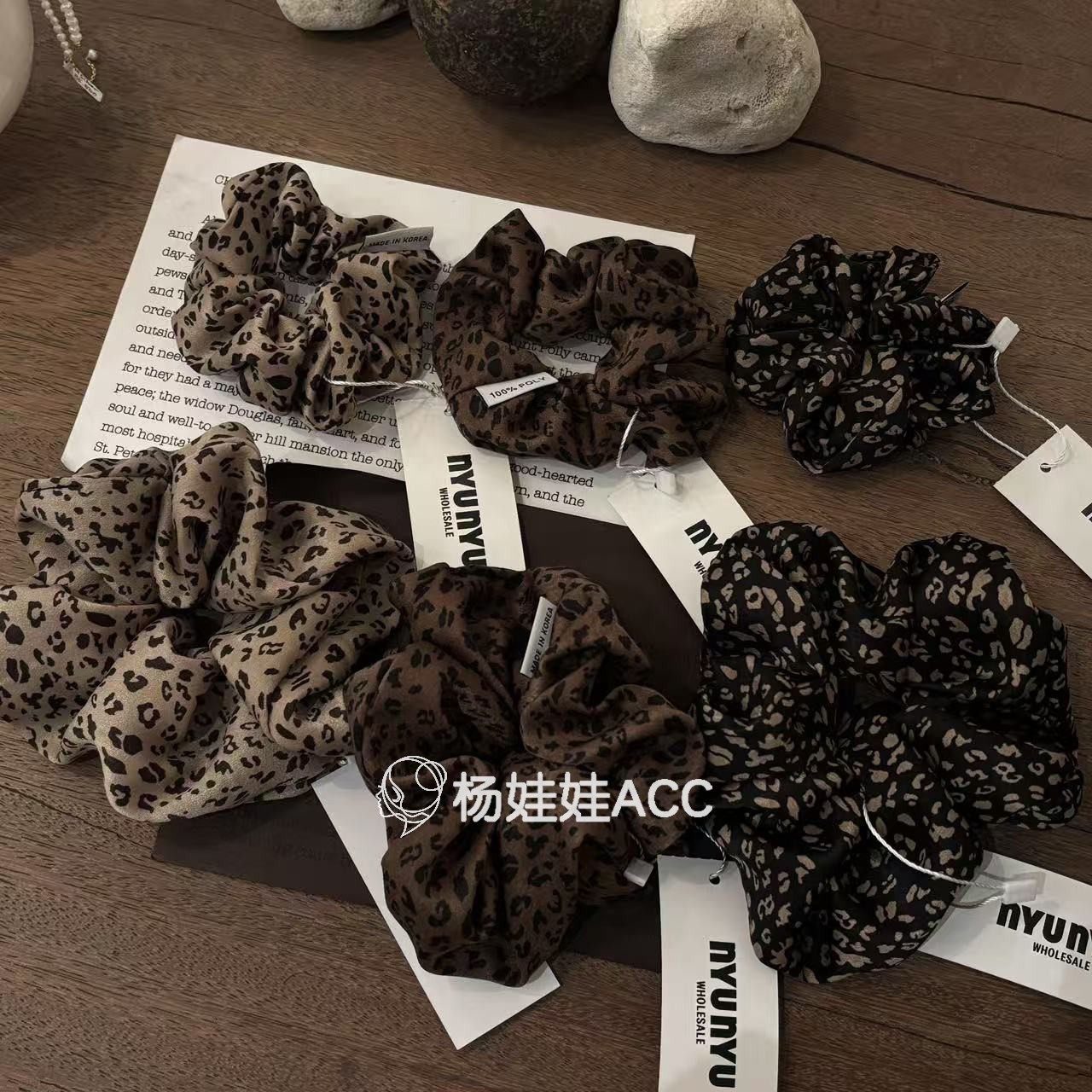 5110805韩国东大门nyunyu新款高级感复古豹纹印花大肠发圈