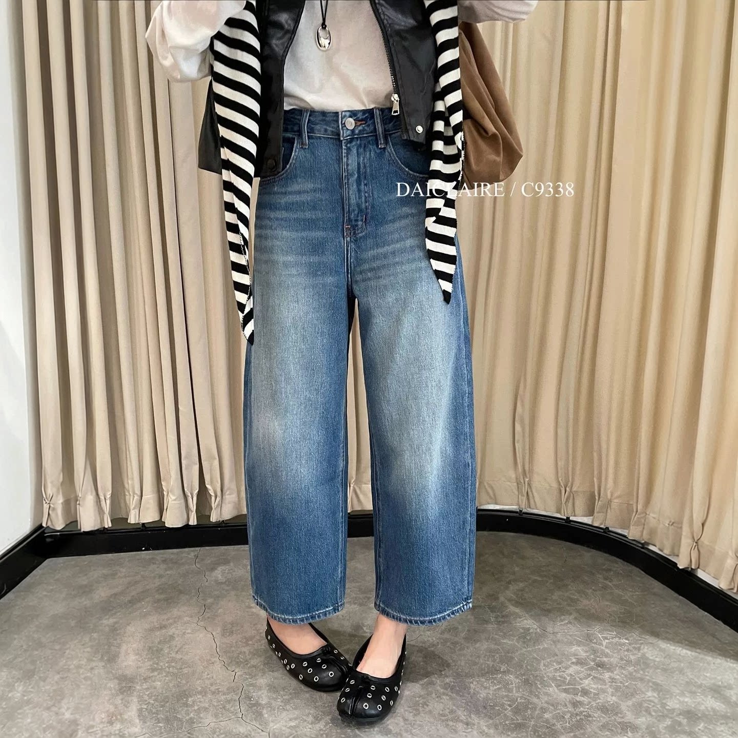 代嘉儿C9338直筒牛仔裤女2026秋韩版无弹洋气显瘦九分阔腿弯刀裤图片