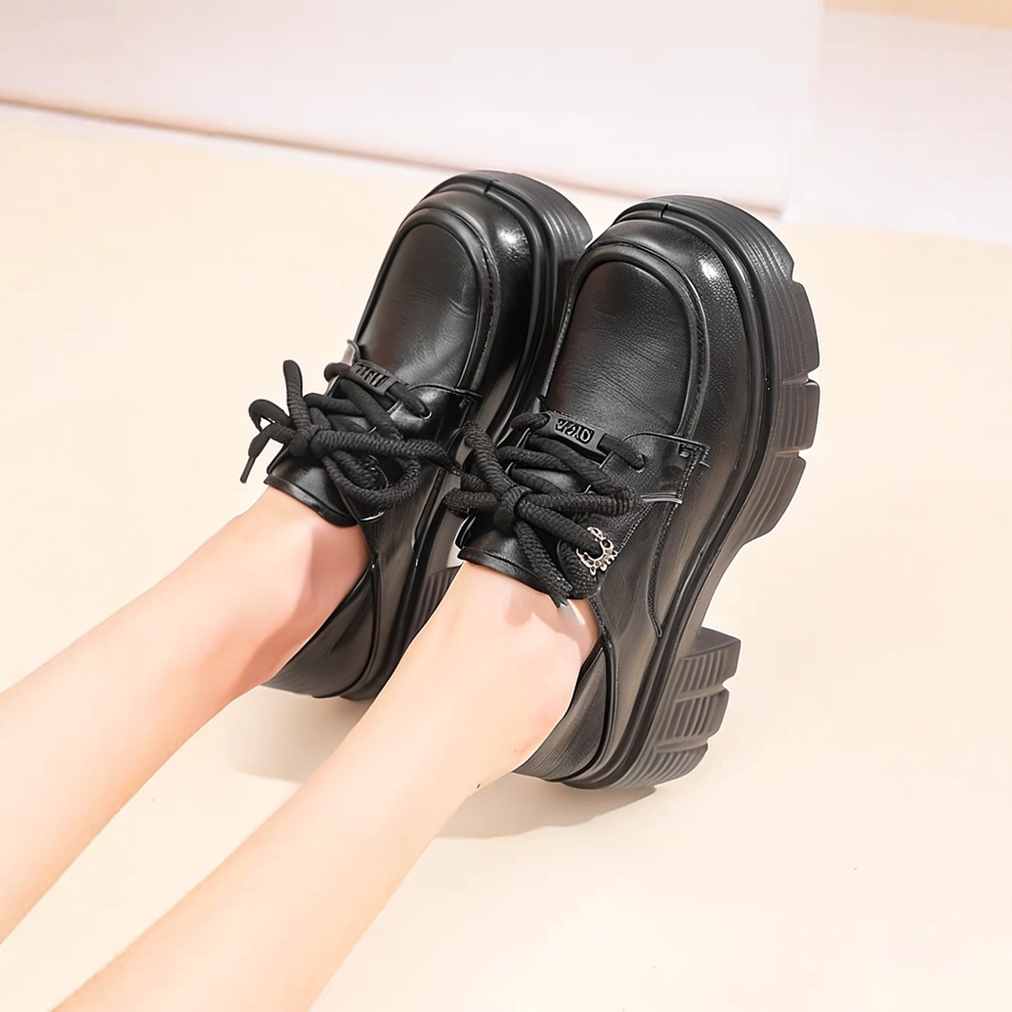 厚底增高休闲单鞋女乐福鞋2026春秋新款高跟系带黑色小皮鞋不累脚,女鞋,深口单鞋,淘宝优惠券,粉丝福利购,淘宝优惠卷