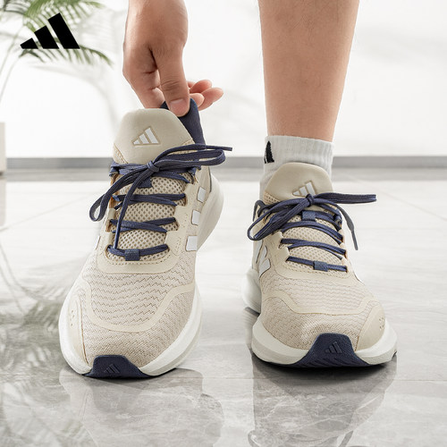 adidas网面透气运动鞋跑步鞋
