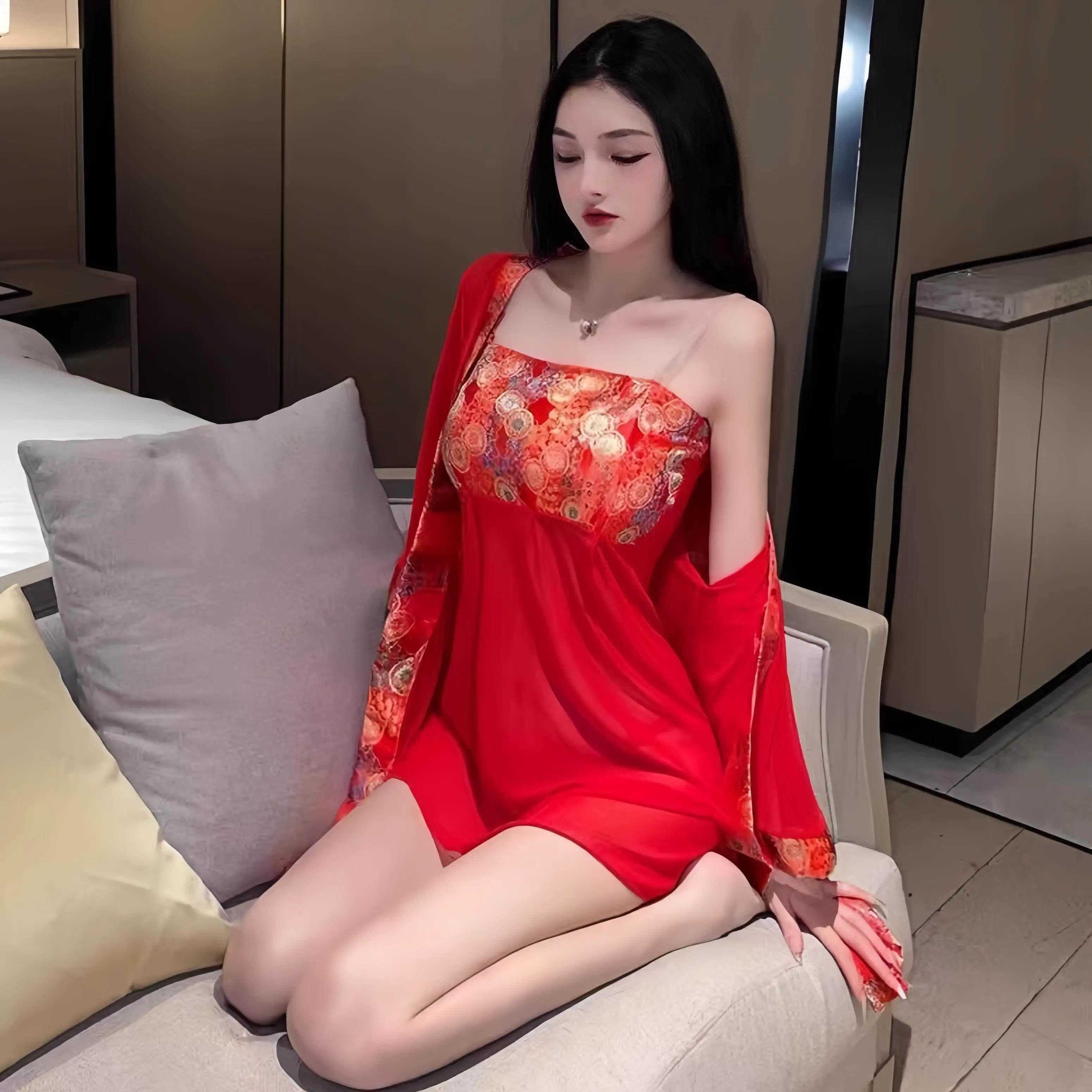 性感低胸吊带肚兜抹胸套装轻奢小众古风大码网纱套装诱惑睡裙火辣