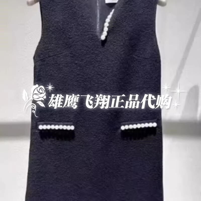 曼娅奴2024春装新品钉珠修身显瘦昵子无袖款连衣裙女MO12DE090