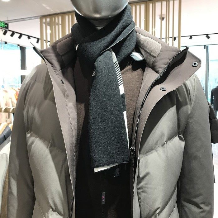 诺丁山折扣男士商务山羊绒锦纶时尚灰色丝巾围巾围脖吊牌价680元