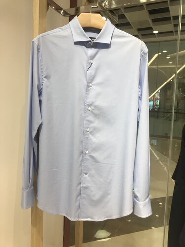 依文新款折扣男士高端时尚休闲商务修身长袖浅蓝色衬衫吊牌价1080