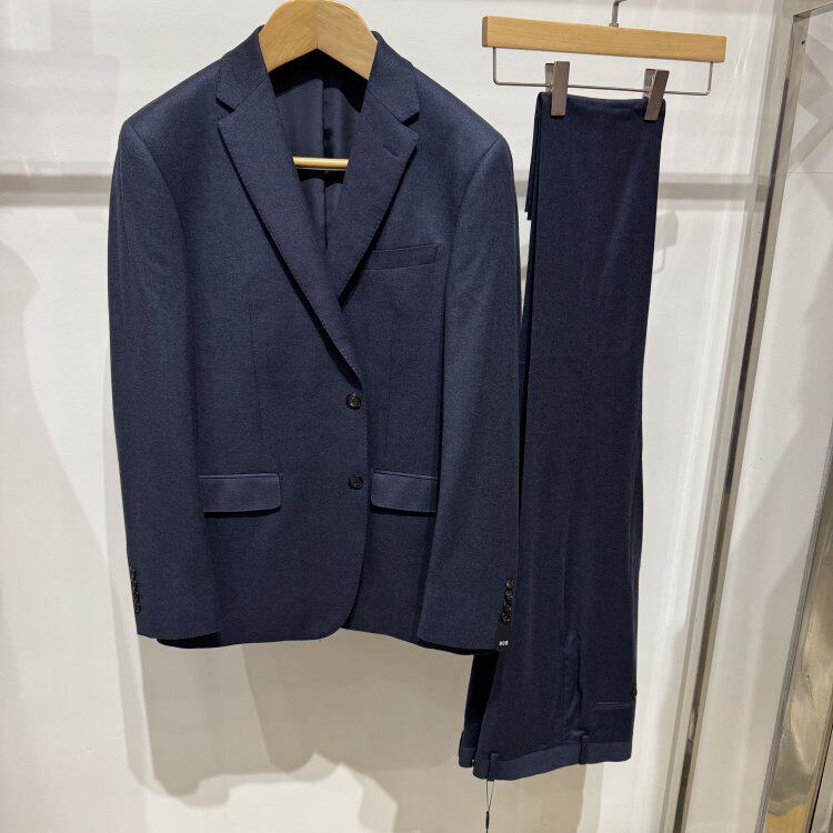 依文男士商务意大利进口REDA纯绵羊毛秋款绿色西服西裤吊牌4680元