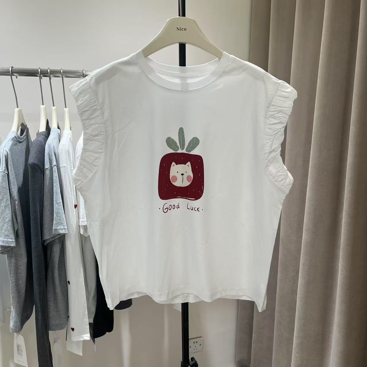 Enxi韩系草莓小猫印花无袖T恤女