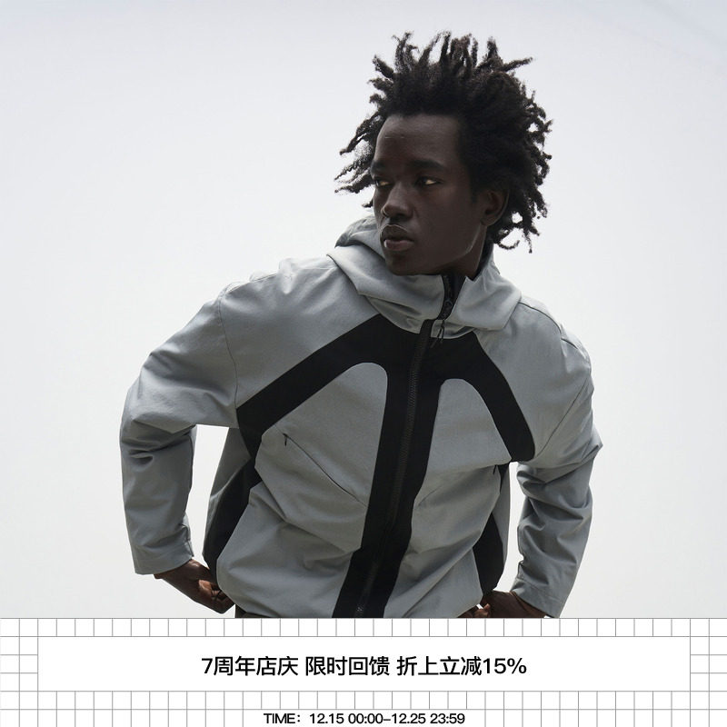 7440双色拼接连帽冲锋衣外套夹克