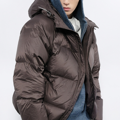 7440371短廓蓬松白鸭绒羽绒服