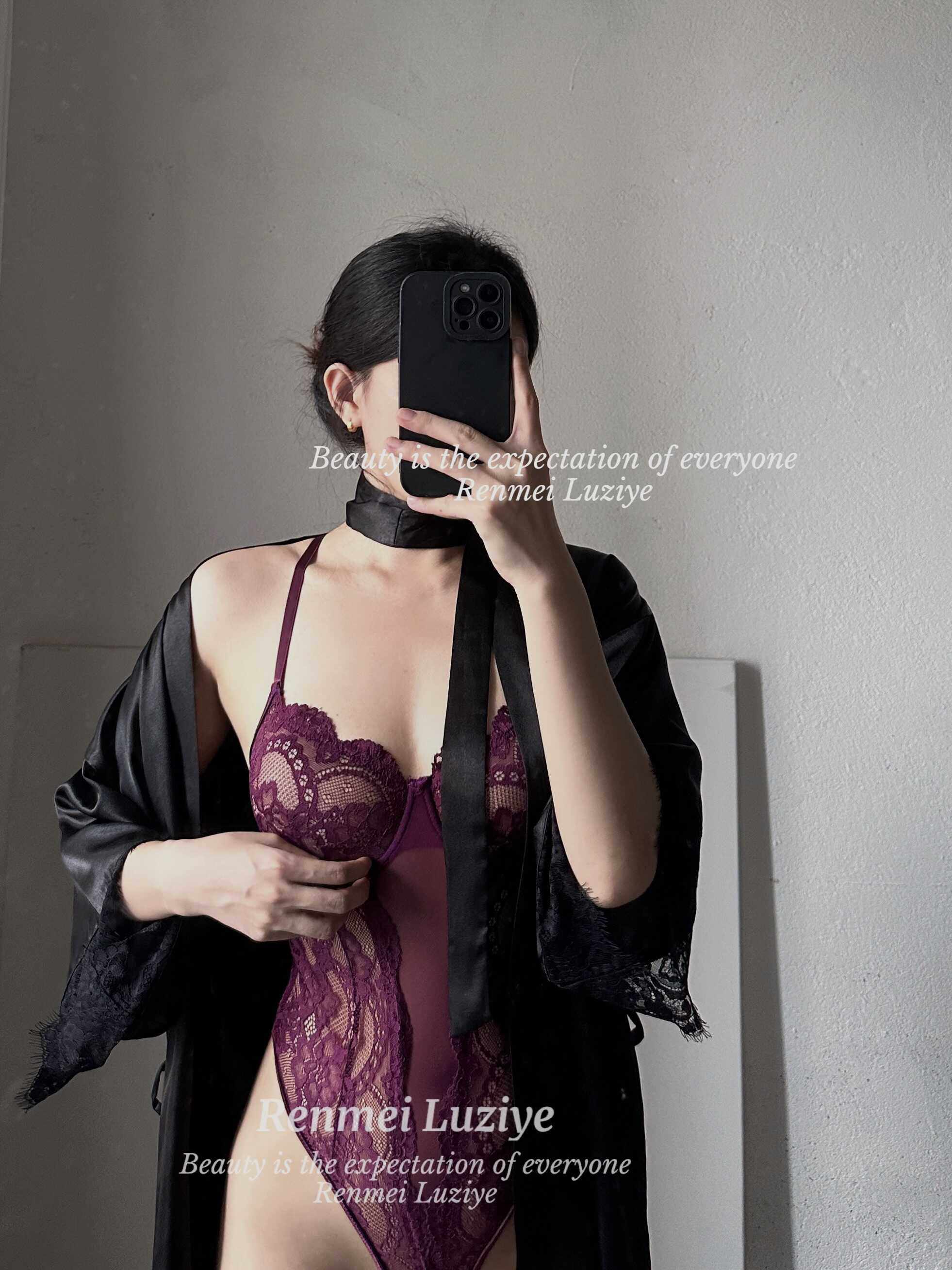 RenmeiLuziye【瞬息间是夜晚】性感紫蕾丝低胸显瘦连体衣诱惑免脱