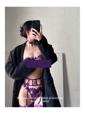 RenmeiLuziye【难以自控】重工刺绣花瓣性感镂空高级紫内衣套装