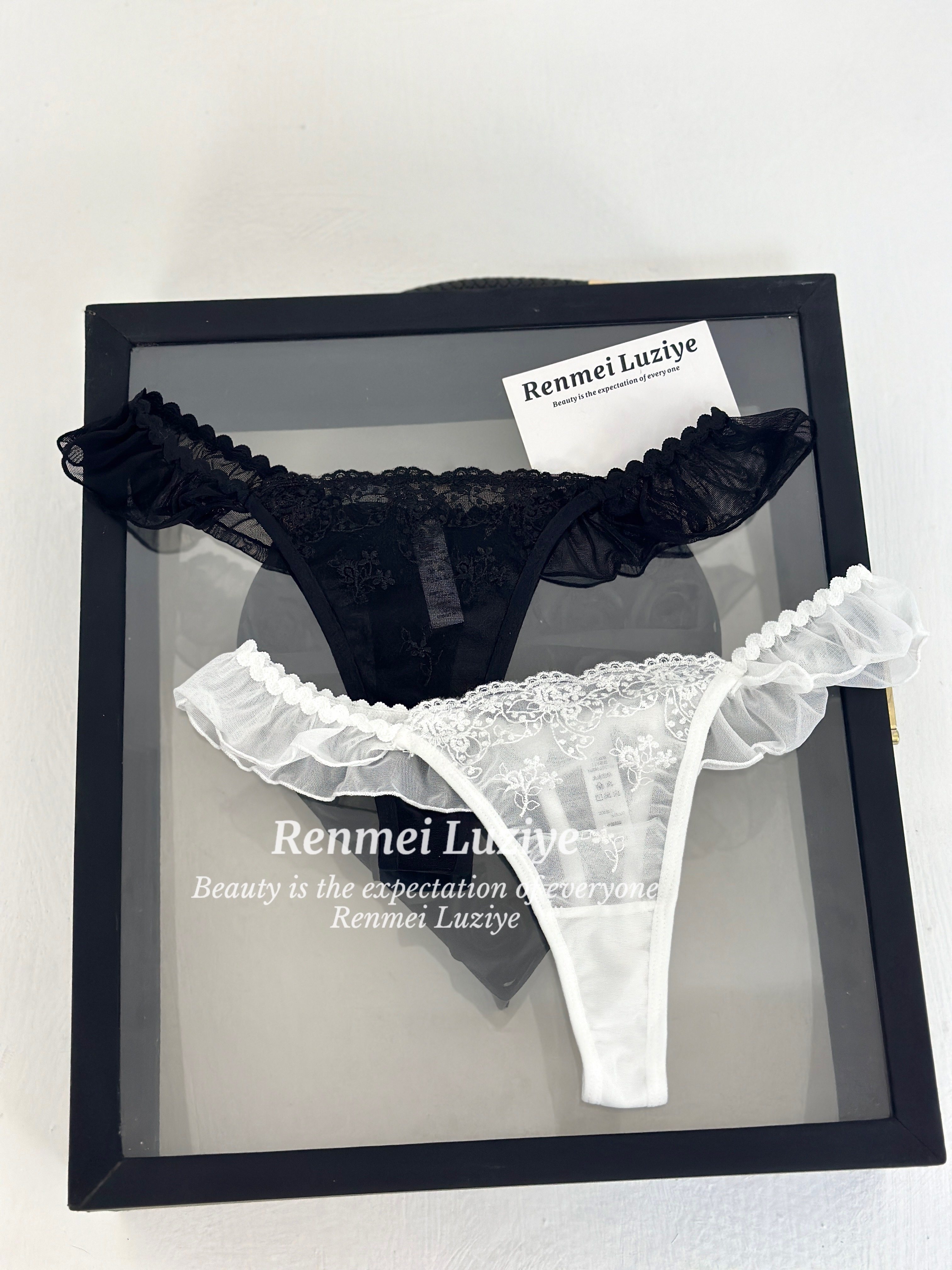 RenmeiLuziye【保留】性感蕾丝花边荷叶边纯欲法式低腰丁字裤夏女
