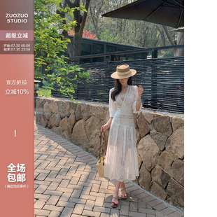 白色绣花拼接蕾丝V领气质裙子夏季 佐佐家小个子法式 女收腰连衣裙