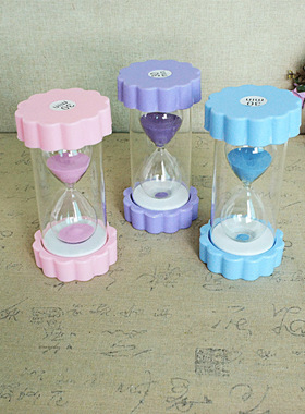 创意玻璃心形LED沙漏摆件礼物