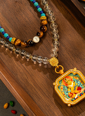 手绘唐卡吊坠配饰黄财神立体扎基拉姆黄铜擦擦镶钻唐卡项链民族风
