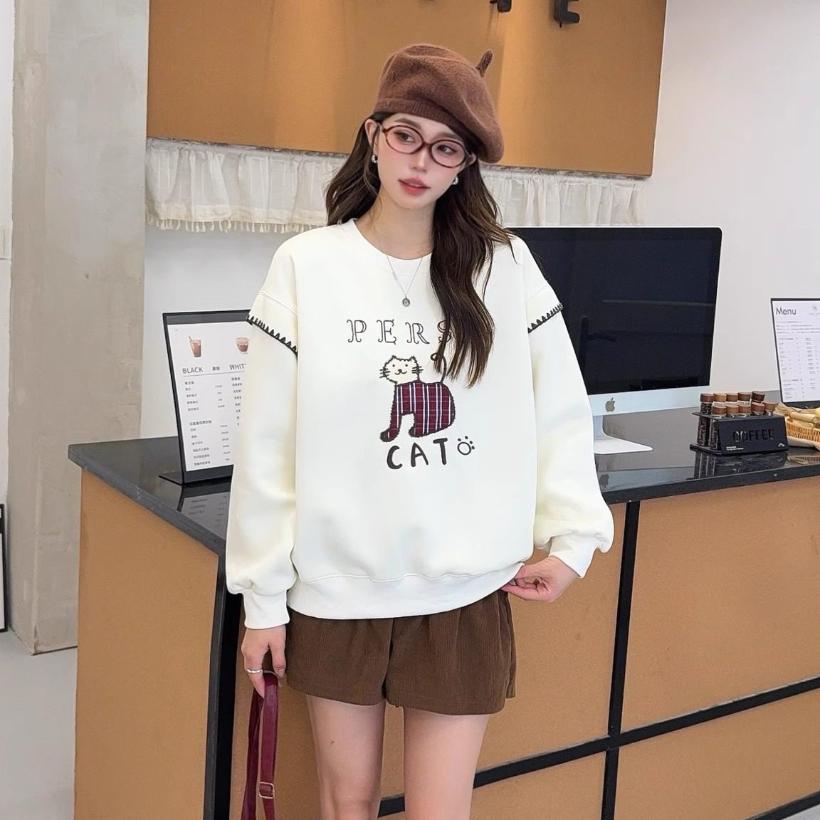 新款原创潮牌韩系刺绣无帽圆领套头卫衣女早秋季宽松长袖上衣