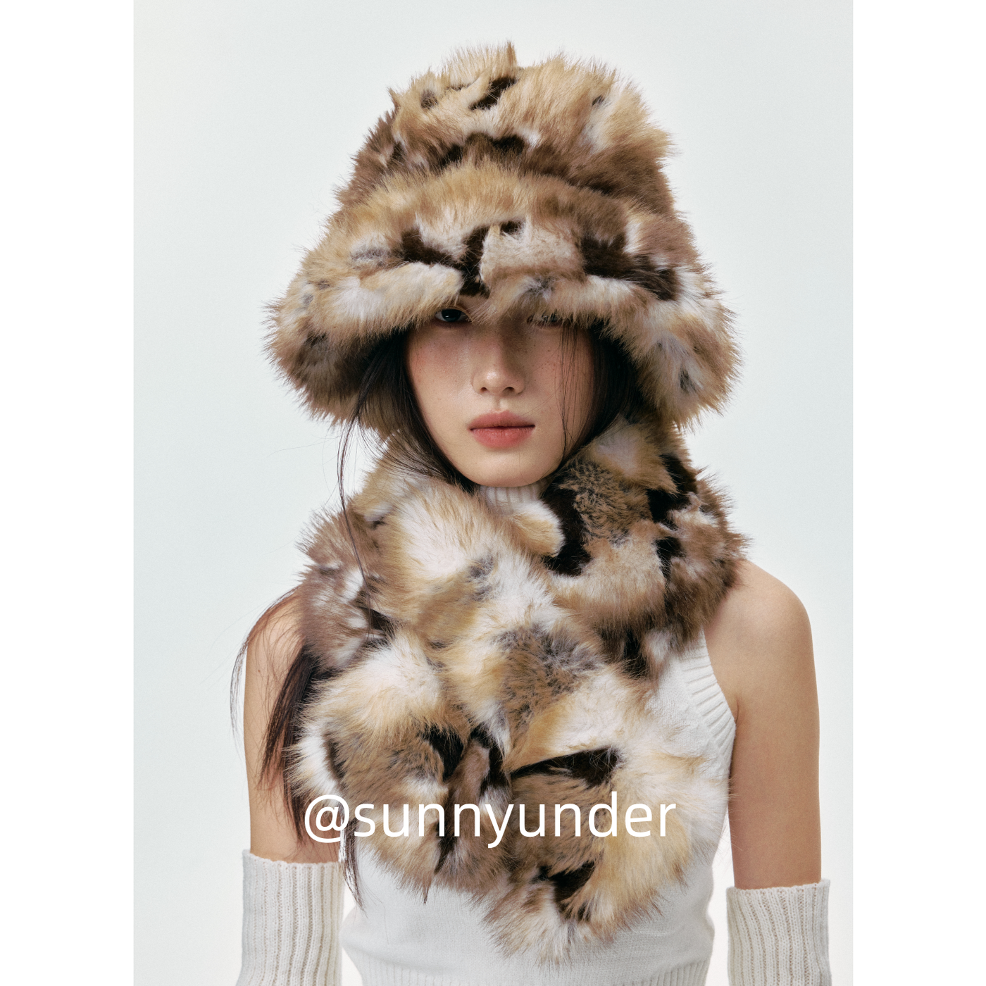 时髦豹纹毛绒帽子围巾二件套女秋冬防寒保暖渔夫帽围脖套装潮ins