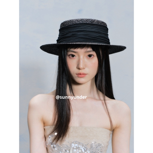 黑色寬織帶拉菲草編平頂草帽女夏季 復(fù)古禮帽 度假防曬遮陽(yáng)帽子法式