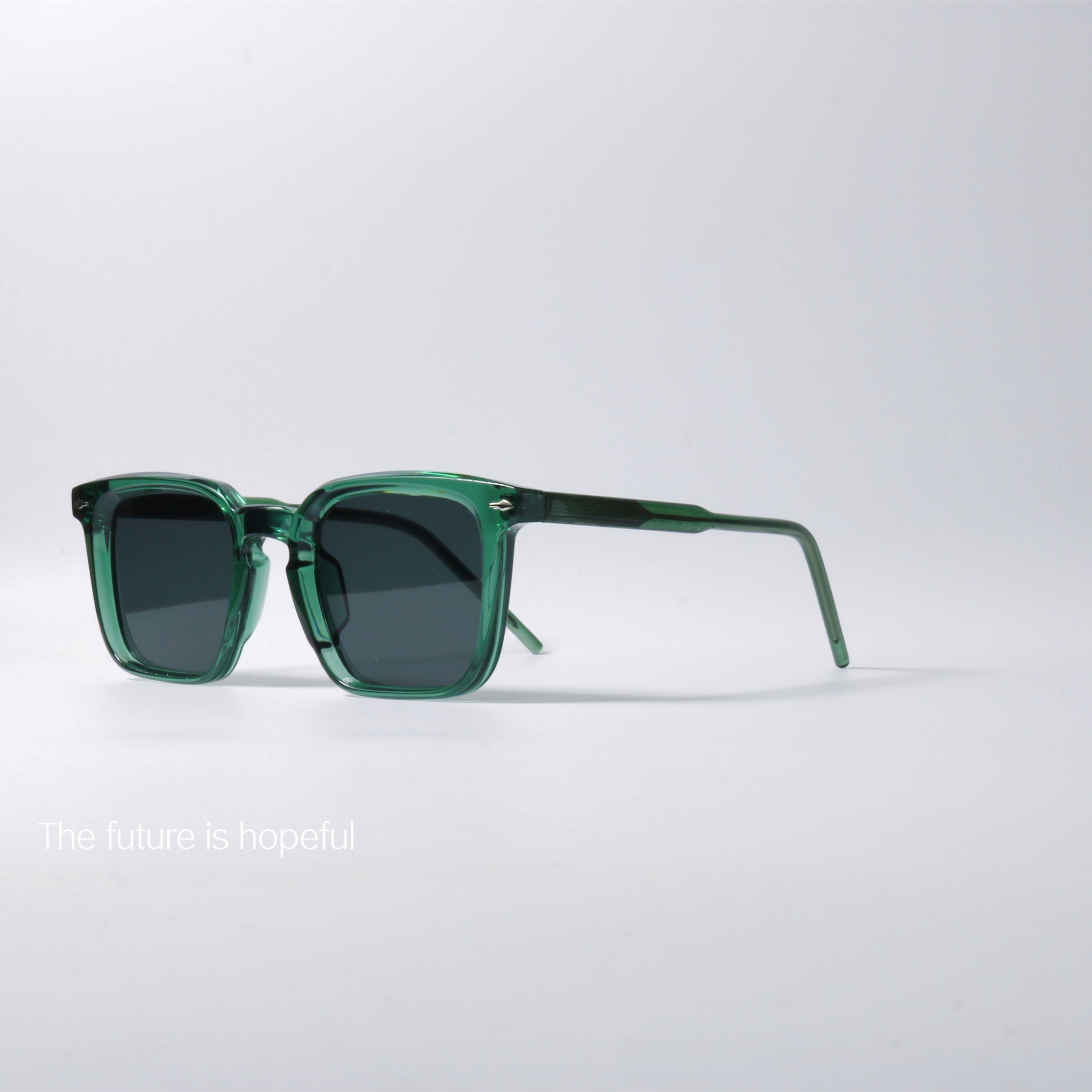 独特湖绿色UV400方形近视墨镜