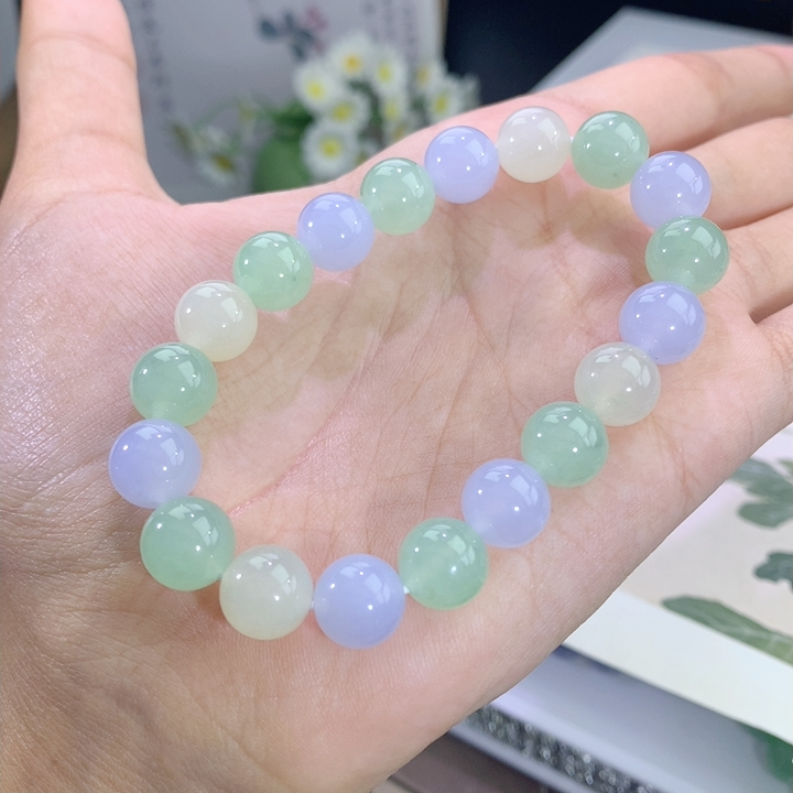 翡翠甜美多宝手串