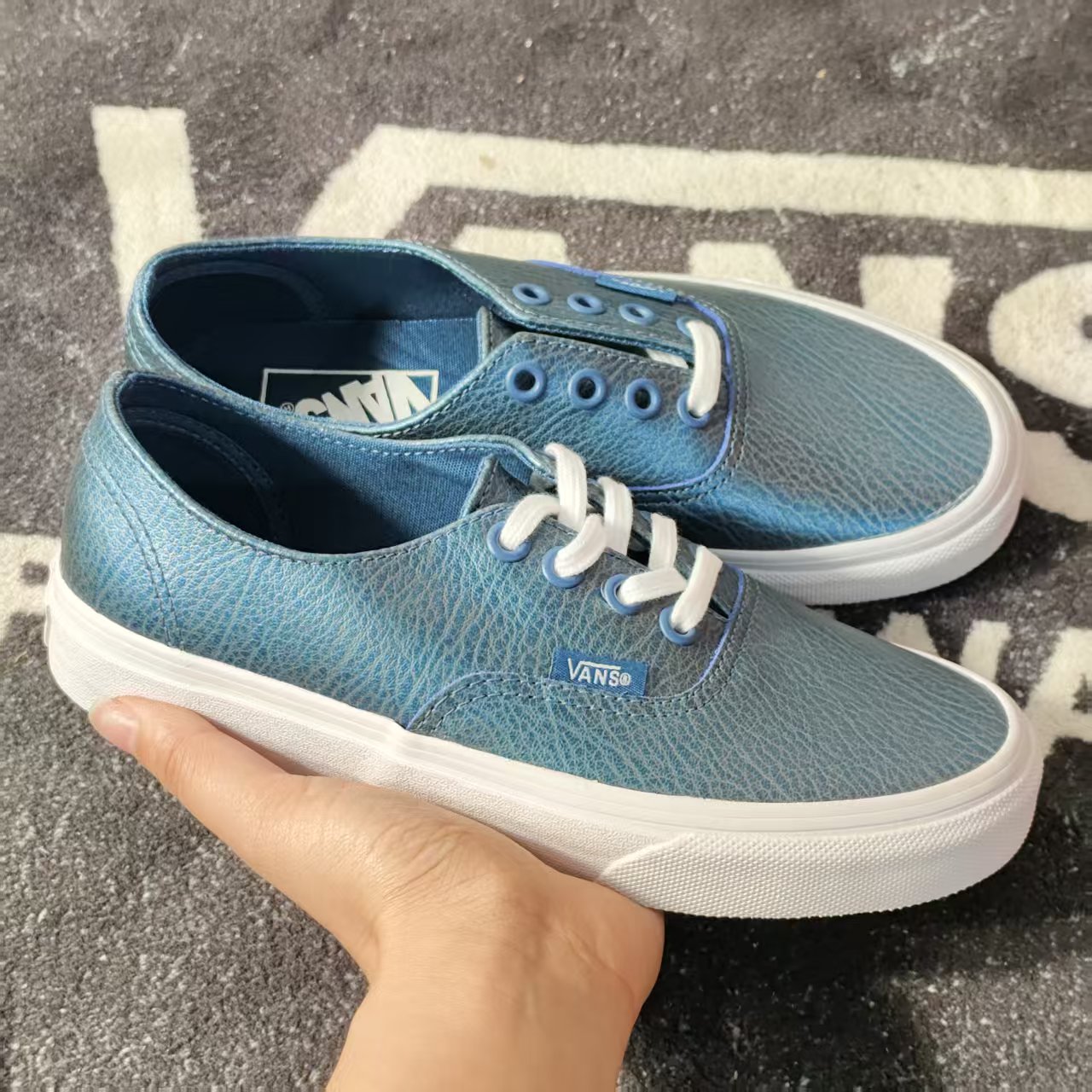 Vans珠光裂纹蓝皮质Authentic低帮板鞋男女百搭休闲VN00018CIT0