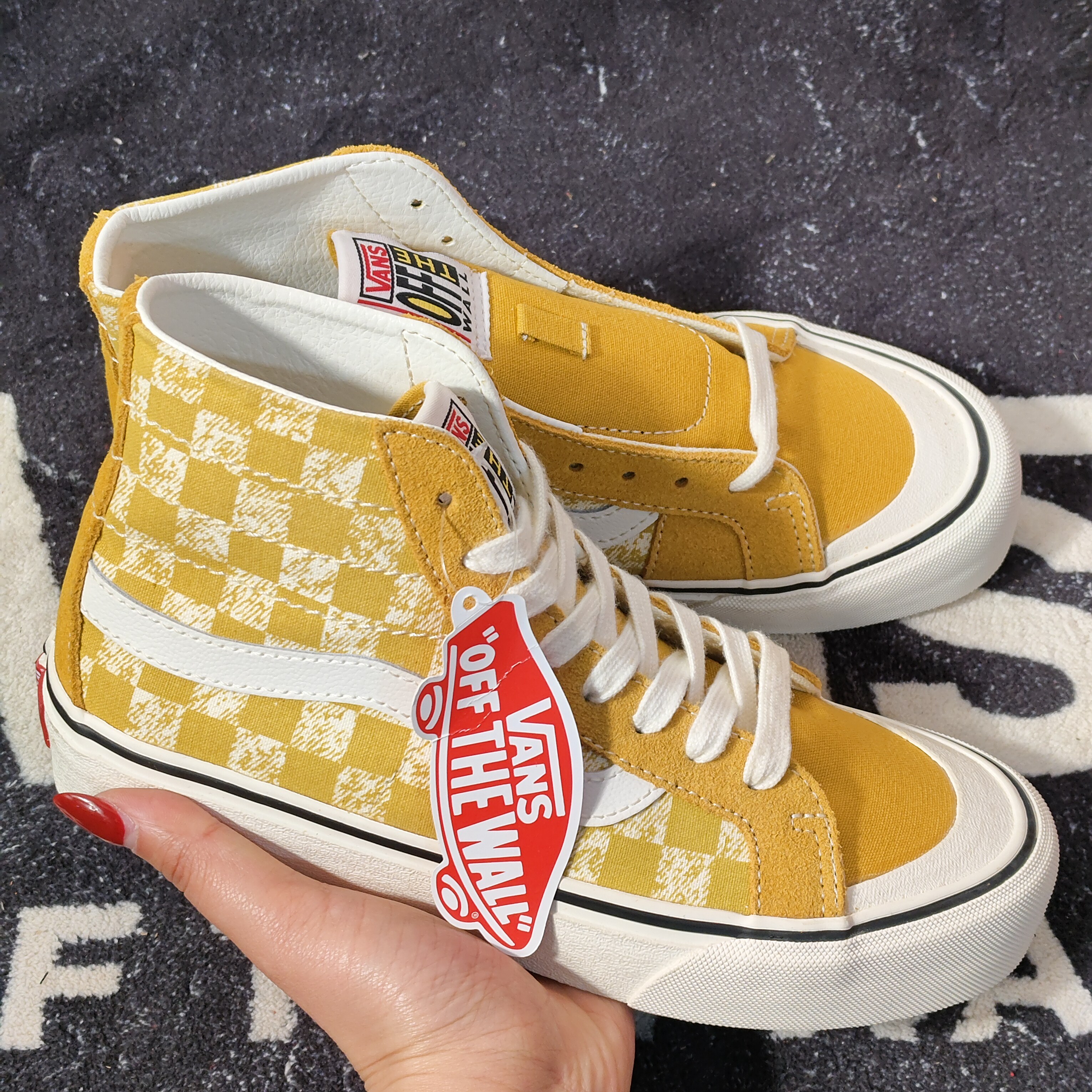 Vans Sk8-Hi VN0A3MV1VSA姜黄棋盘格高帮男女休闲滑板鞋