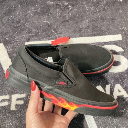 Vans范斯 Slip-On黑红火焰一脚蹬 男女低帮休闲帆布鞋VN0A38F7Q8Q