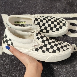 Vans Slip-On VR3黑白棋盘格一脚蹬休闲板鞋 VN0007NC1KP